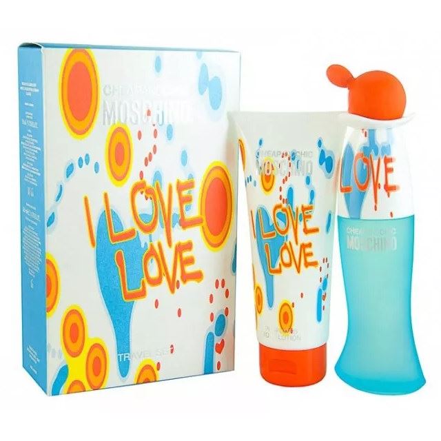 Moschino Fragrance Cheap & Chic Moschino I Love Love Gift Set Подарочный набор для женщин
