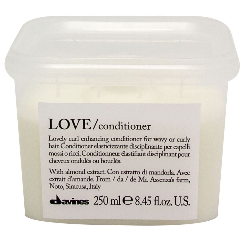 Davines Essential Haircare LOVE Conditioner Lovely Curl Enhancing Кондиционер для усиления завитка