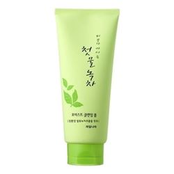 Green Tea Moist Cleansing Foam