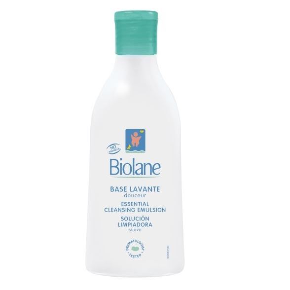Biolane Cleansing and Bath Essential Cleansing Emulsion Мягкое средство для купания детей с первых дней жизни