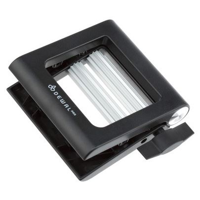 Dewal Professional Аксессуары для окрашивания и стрижки волос NA00605 Выжиматель тюбика DEWAL пластиковый с алюминиевой вставкой, 10,5х11 см Выжиматель тюбика DEWAL пластиковый с алюминиевой вставкой, 10,5х11см.