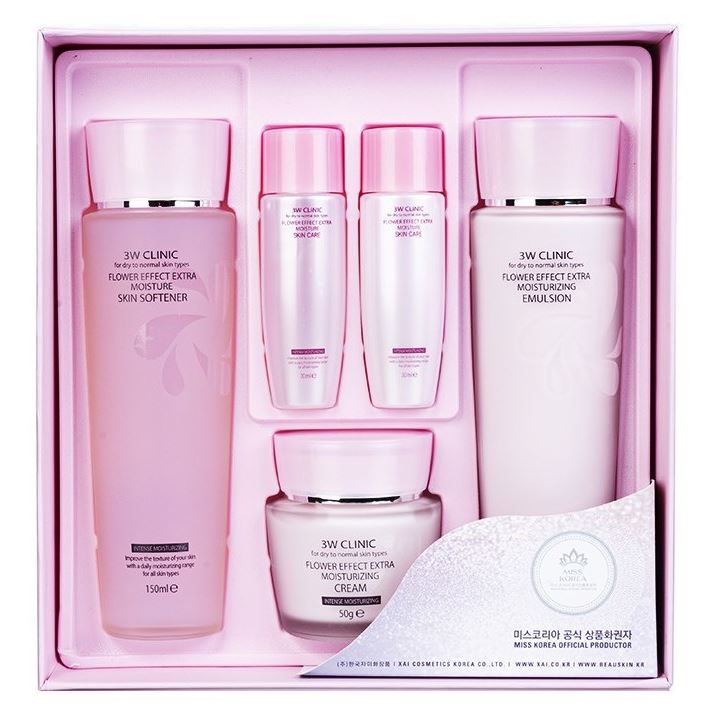 3W Clinic Face Care Flower Effect Extra Moisturizing Skin Care 3 Set  Набор увлажняющий: тонер, эмульсия, крем